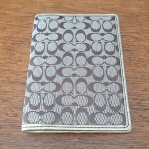 COACH khaki signature passport case